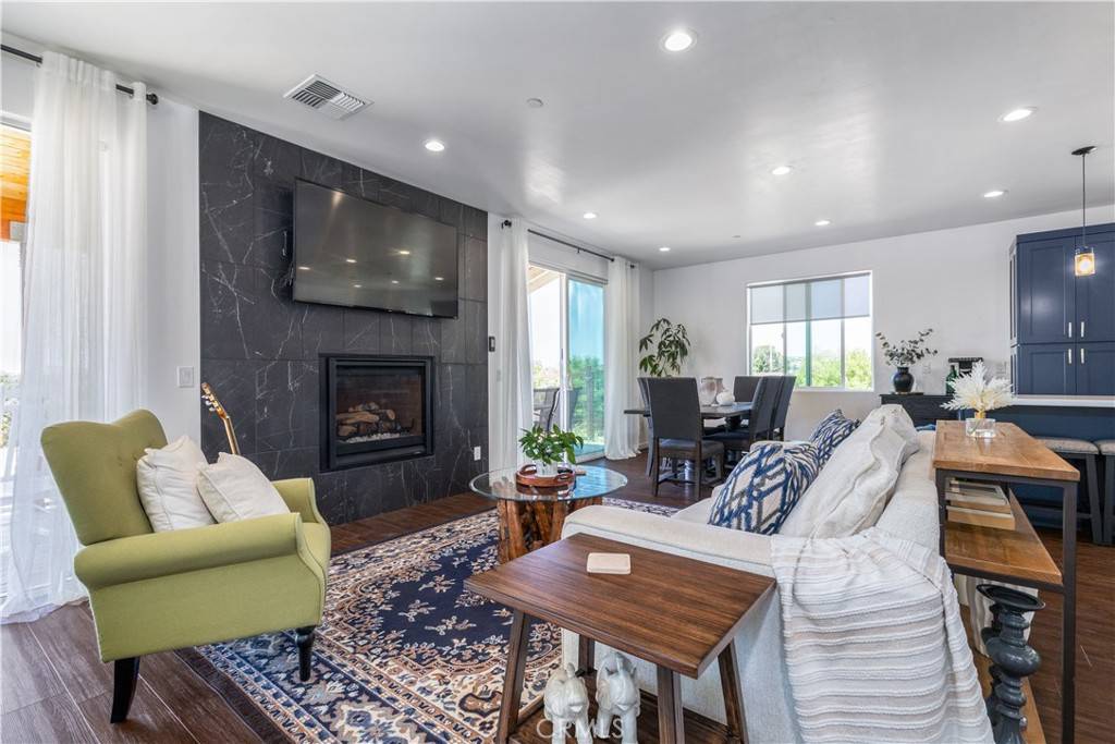 Paso Robles, CA 93446,715 Orchard DR