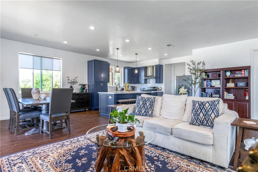 Paso Robles, CA 93446,715 Orchard DR