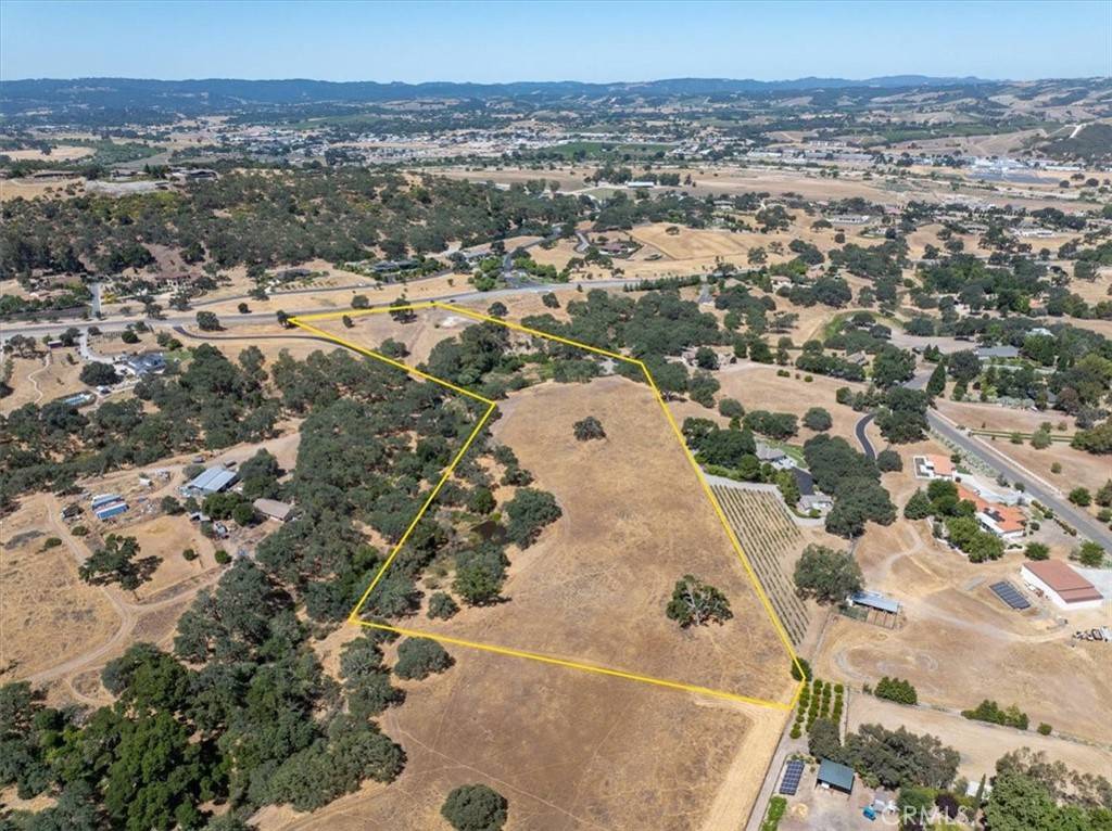 Paso Robles, CA 93446,1700 South River RD