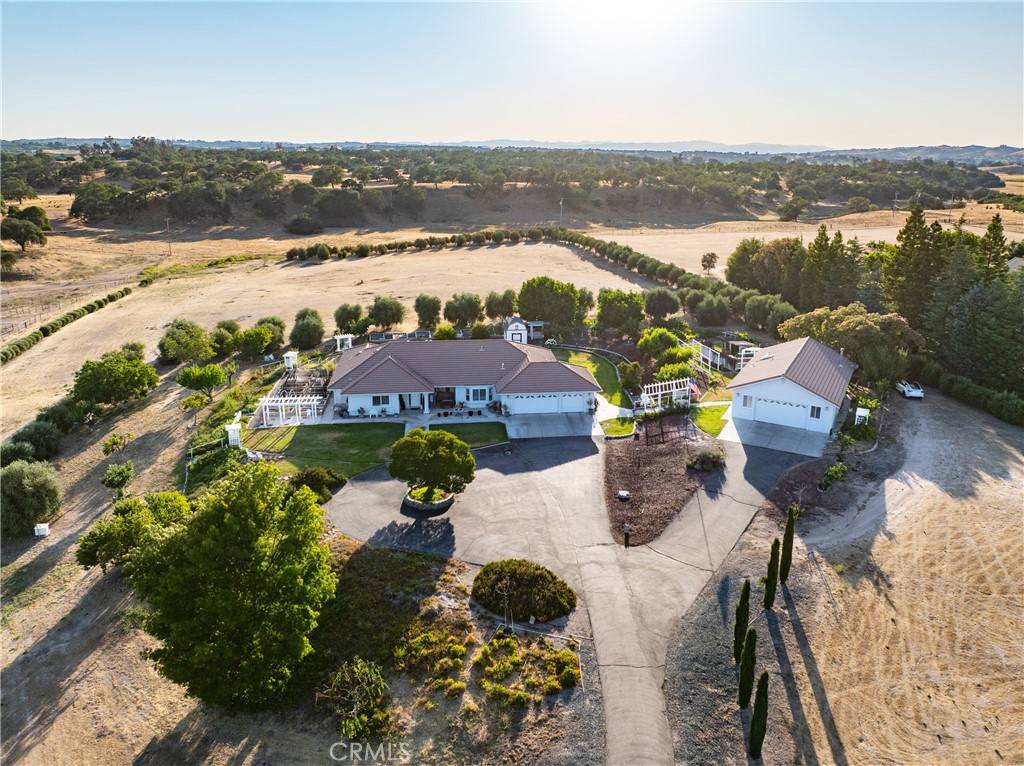 Paso Robles, CA 93446,5570 Rancho La Loma Linda DR