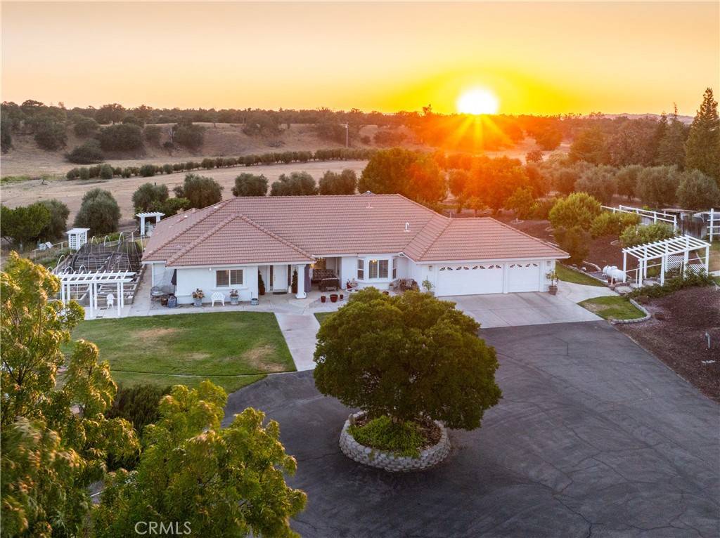 Paso Robles, CA 93446,5570 Rancho La Loma Linda DR