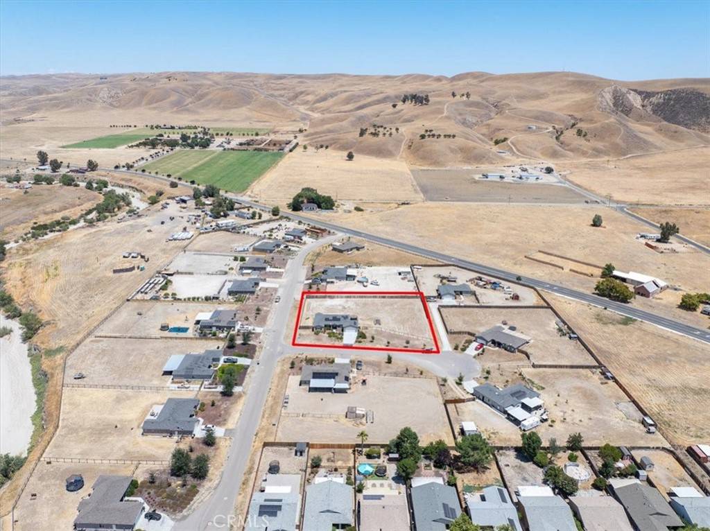 Shandon, CA 93461,256 Archer CIR