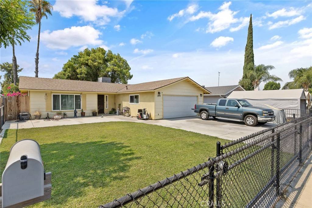 Visalia, CA 93277,1911 W Vine ST