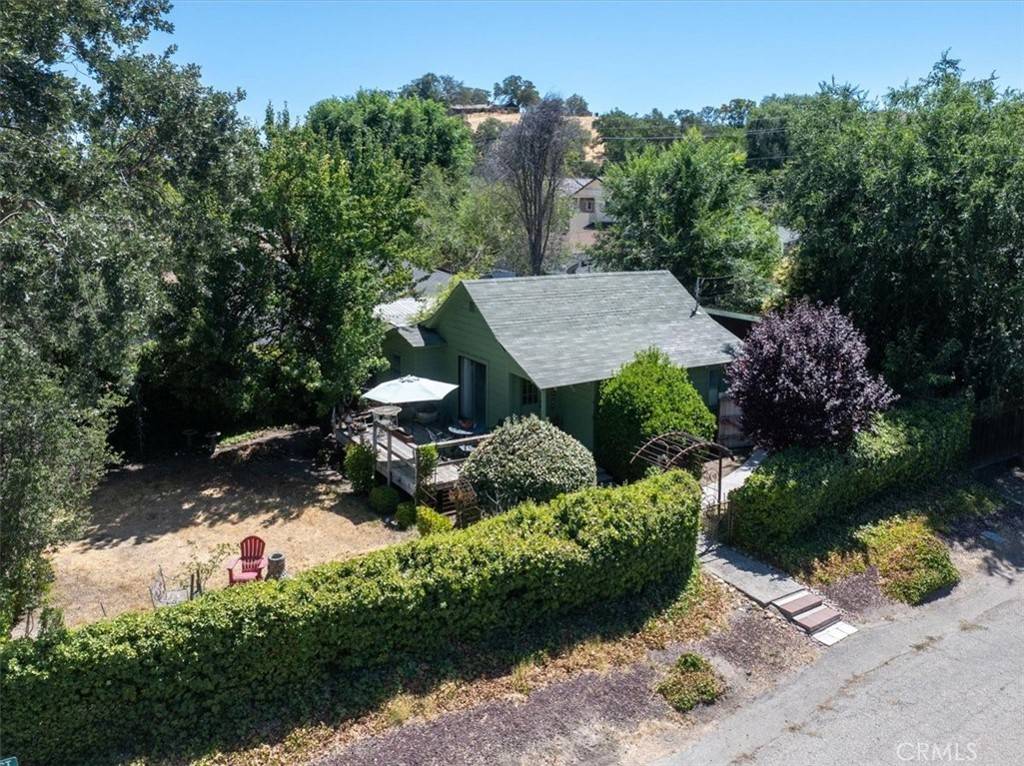 Paso Robles, CA 93446,647 Vine ST
