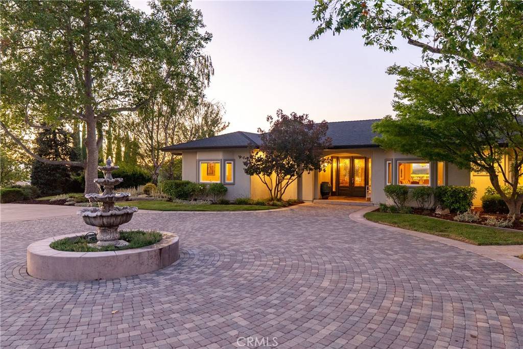 Paso Robles, CA 93446,3520 Creston RD