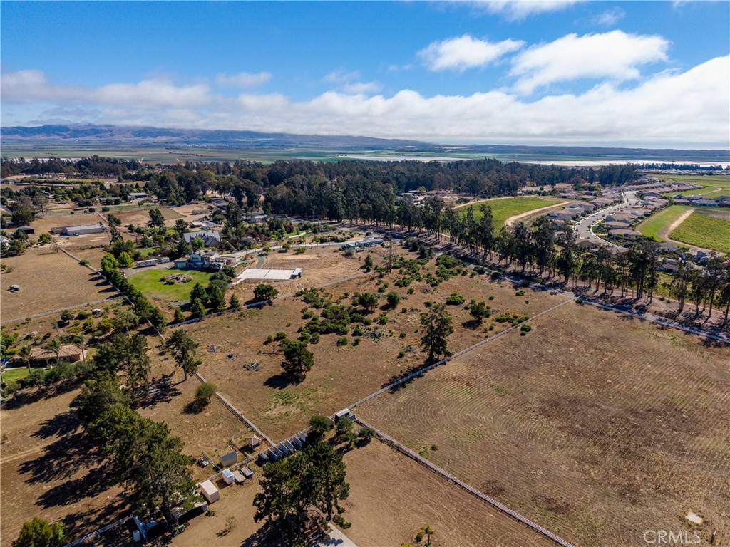 Nipomo, CA 93444-7819,1255 Viva Way