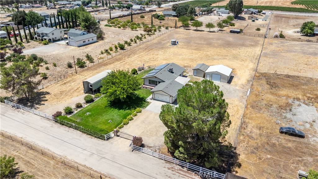 Paso Robles, CA 93446,5095 Whispering Oak WAY