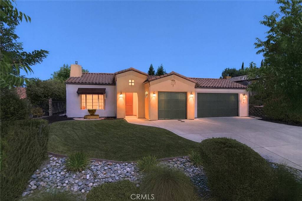 Paso Robles, CA 93446,959 Vista Cerro DR