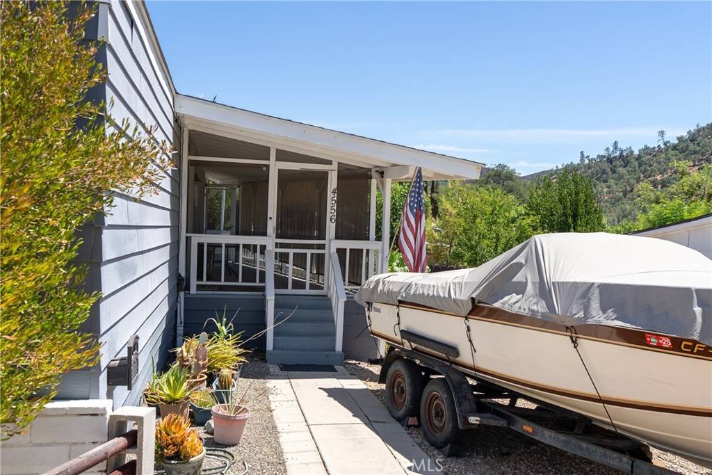 Paso Robles, CA 93446,4556 Shasta LN