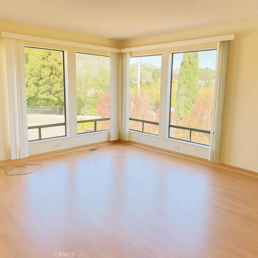 Arroyo Grande, CA 93420,244 James WAY