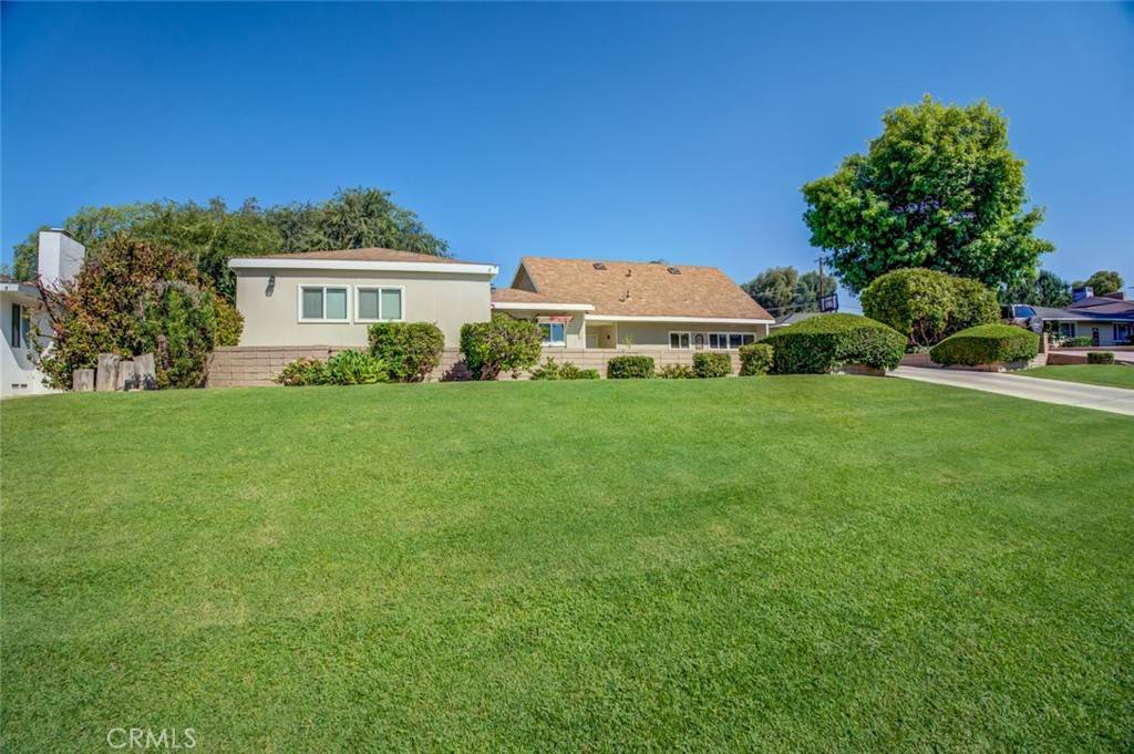 Bakersfield, CA 93306,1708 Camino Primavera