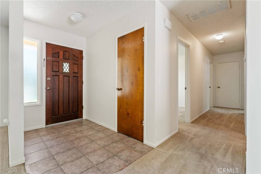 Atascadero, CA 93422,8960 Azucena AVE