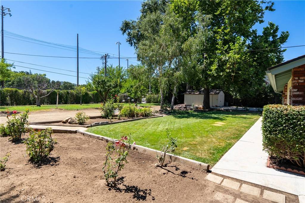 Atascadero, CA 93422,8960 Azucena AVE
