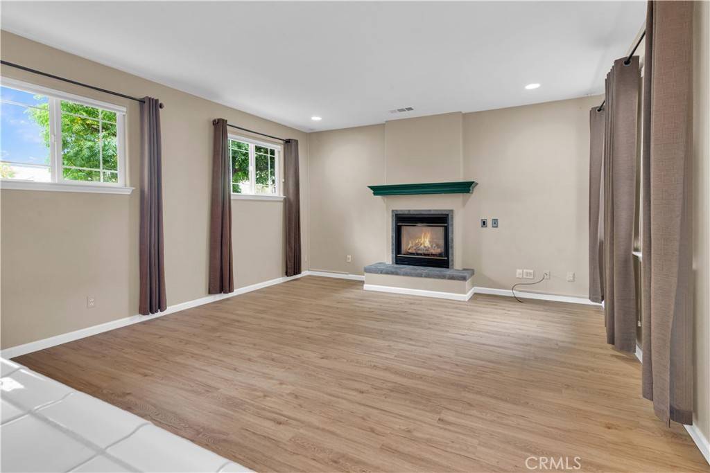 Paso Robles, CA 93446,505 Creekside