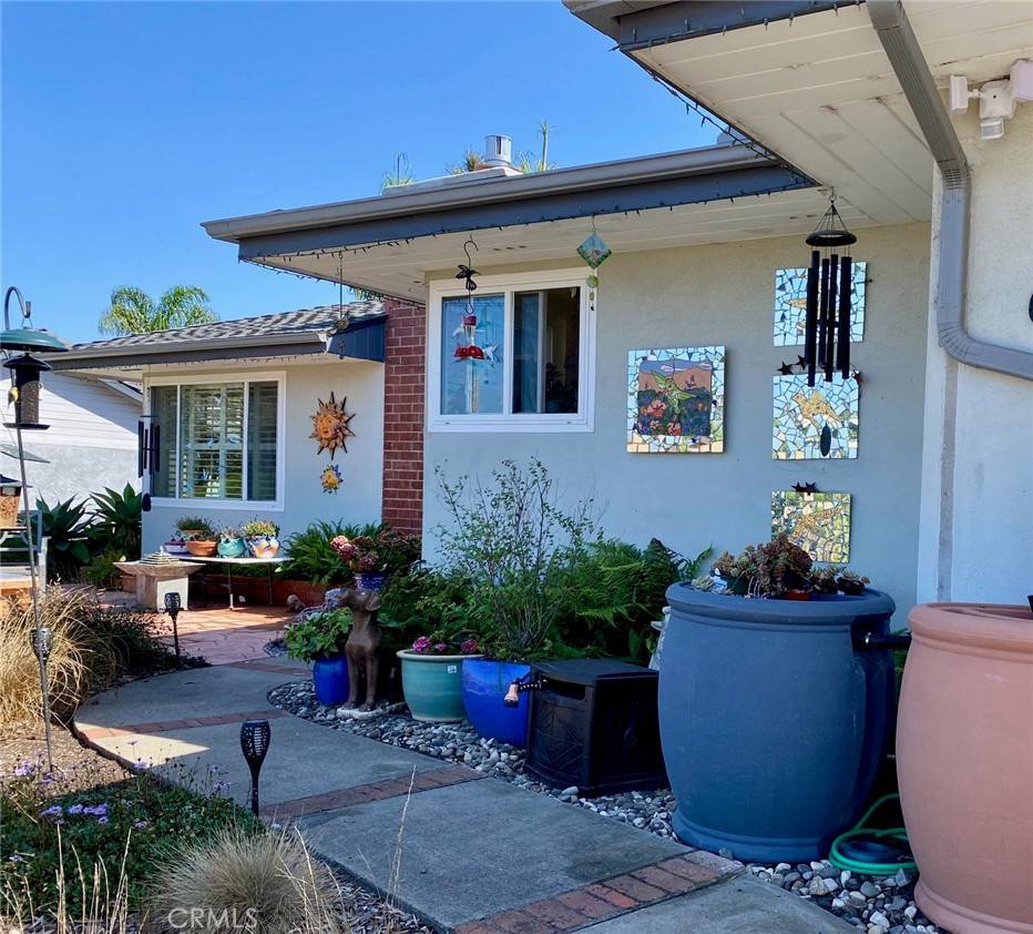 Lompoc, CA 93436,612 University