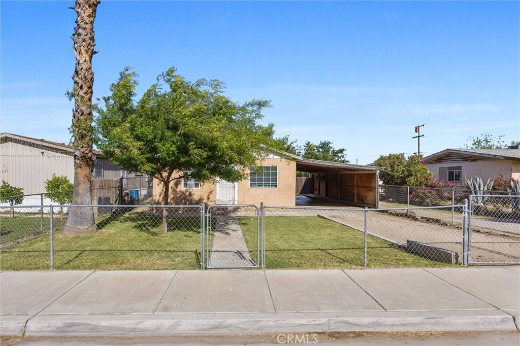 Bakersfield, CA 93307,221 Wood