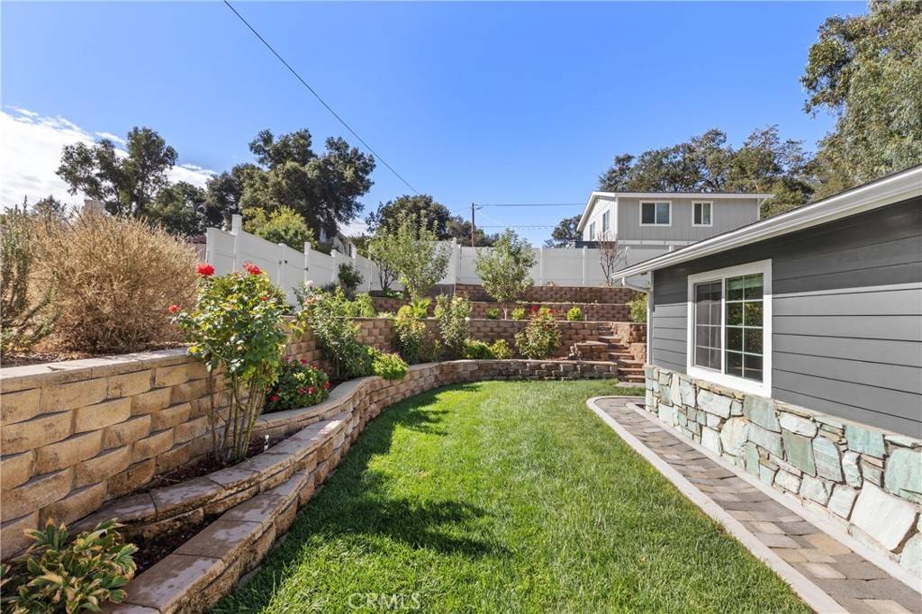 Atascadero, CA 93422,5200 Fresno AVE