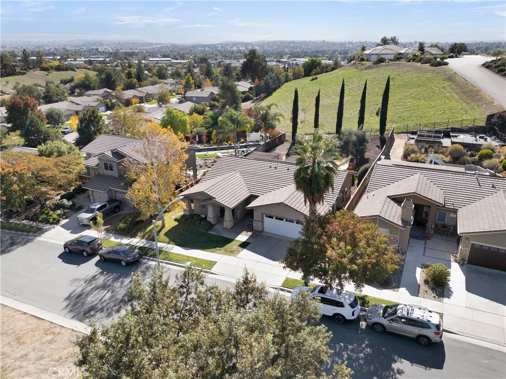 Paso Robles, CA 93446,218 Red River DR