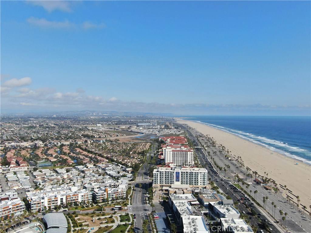 Huntington Beach, CA 92648,219 1st ST