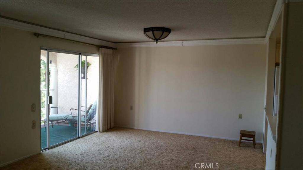 Laguna Woods, CA 92637,3510 BAHIA BLANCA WES #3B