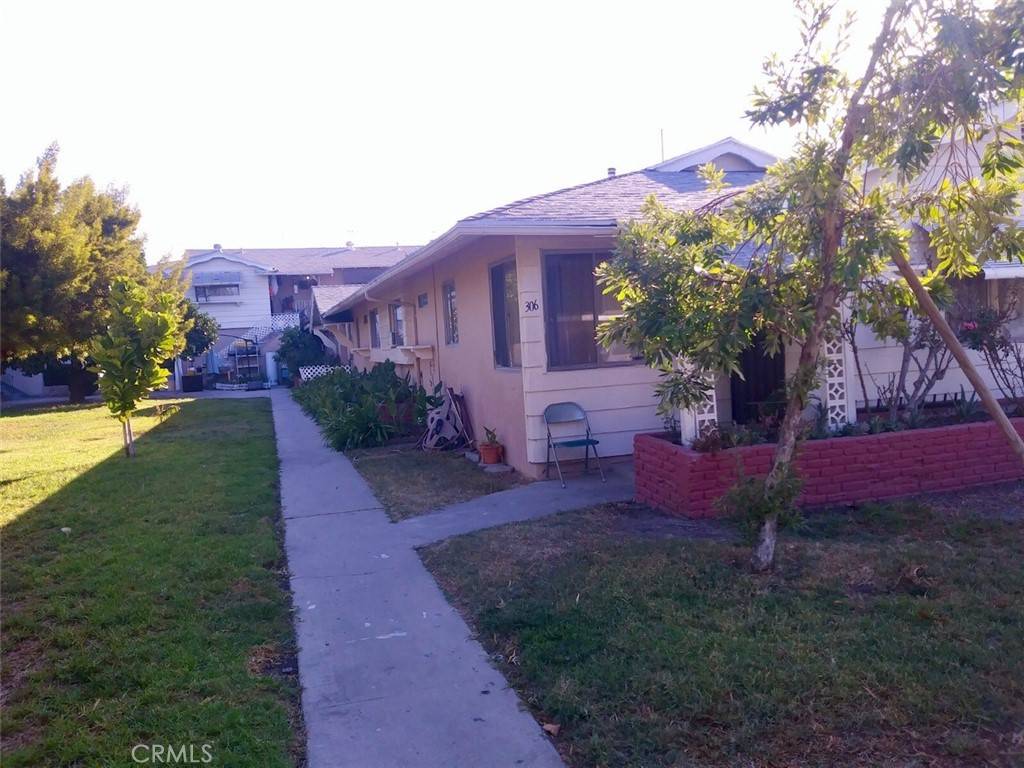 Anaheim, CA 92805,306 N Vine ST