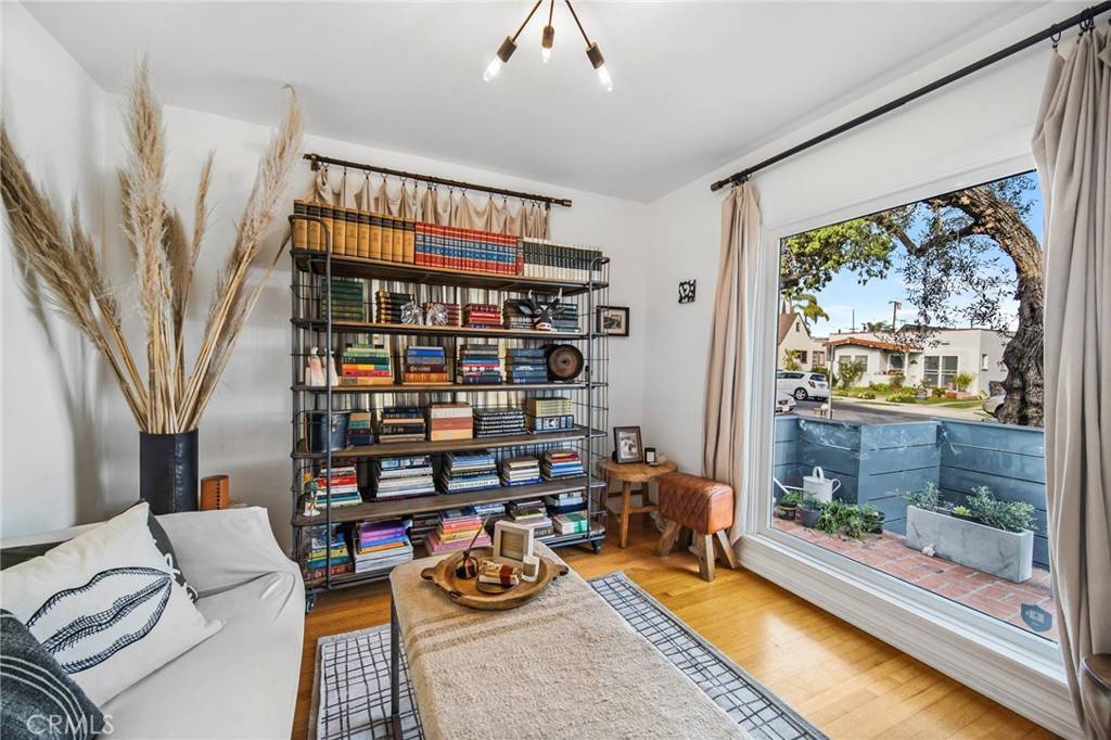 Long Beach, CA 90814,4444 E Vermont ST