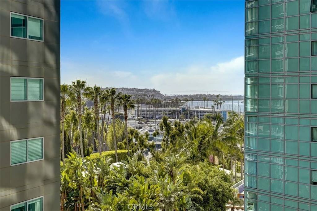 Marina Del Rey, CA 90292,13700 Marina Pointe DR #824