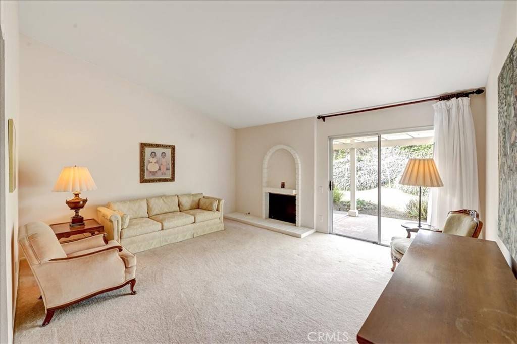 Mission Viejo, CA 92691,23731 Via El Rocio