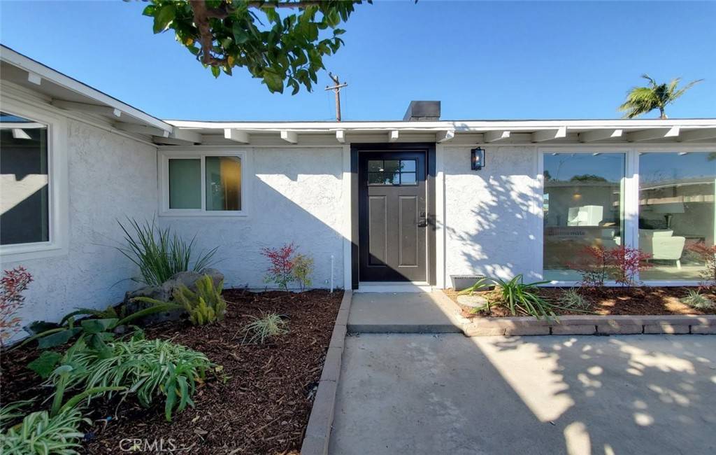 Anaheim, CA 92804,207 S Topo ST