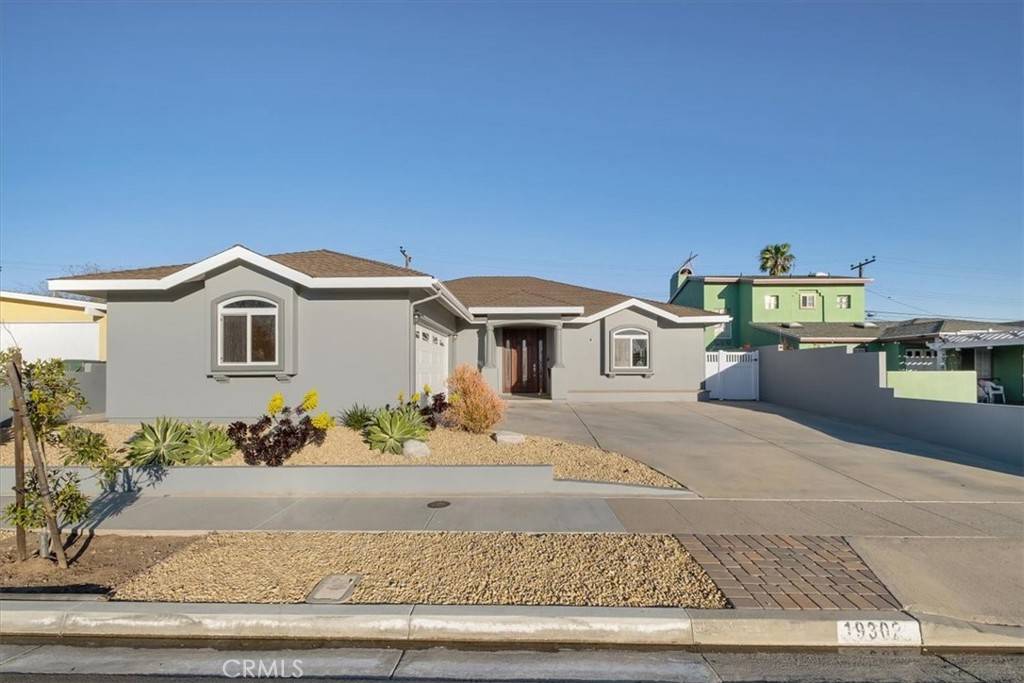 Huntington Beach, CA 92646,19302 Harding LN