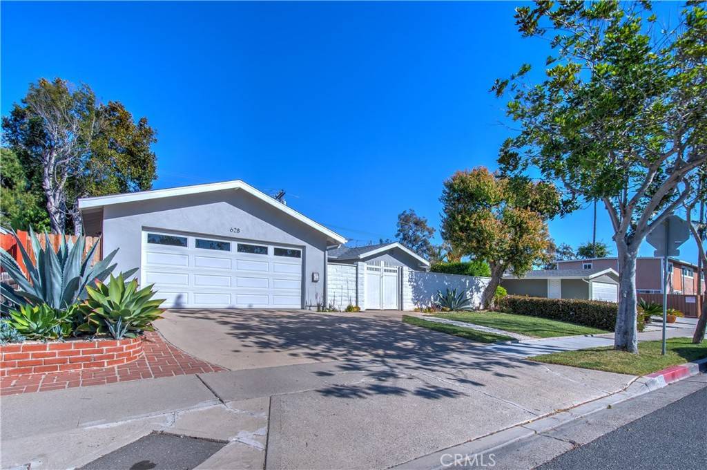 Costa Mesa, CA 92627,628 Joann ST
