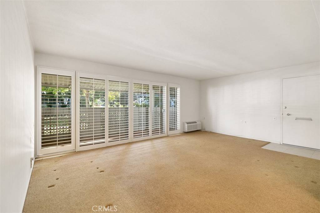 Laguna Woods, CA 92637,256 Calle Aragon #D