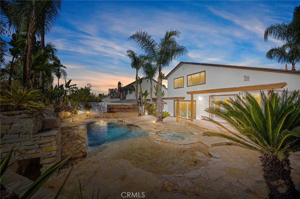 Mission Viejo, CA 92691,25585 Chrisanta DR