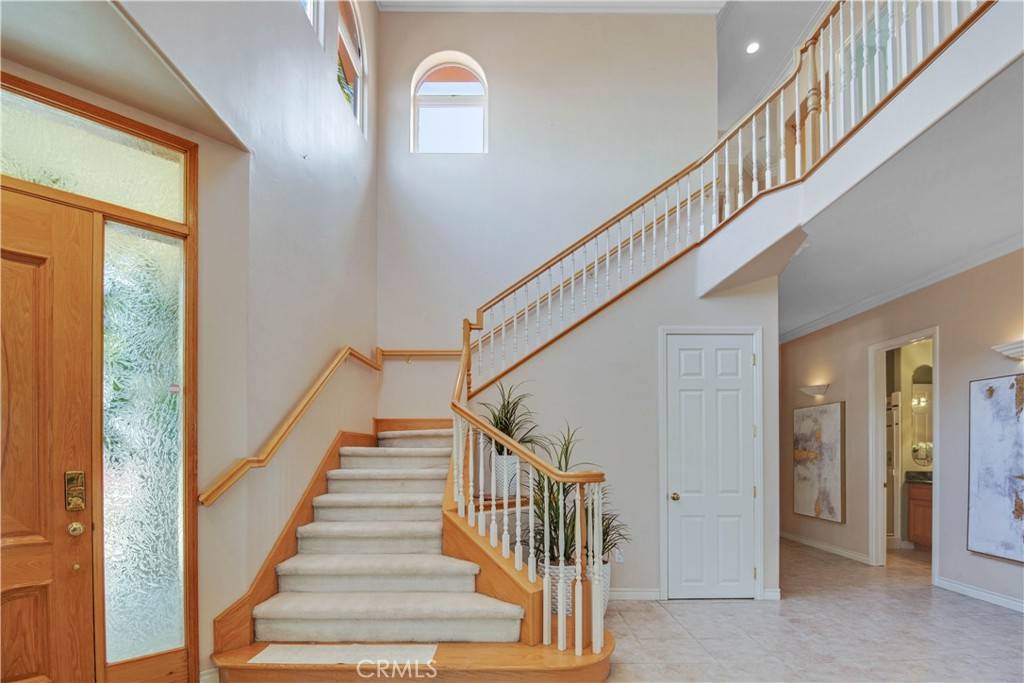 Escondido, CA 92025,1063 Laura Lane