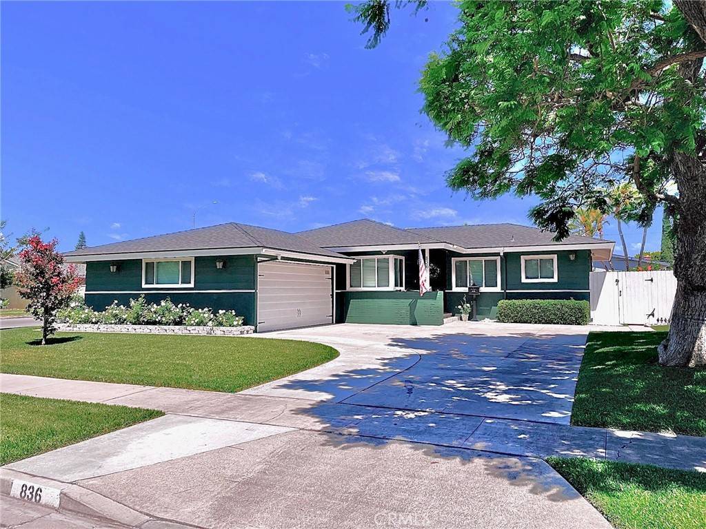 Anaheim, CA 92804,836 S Birchleaf Dr