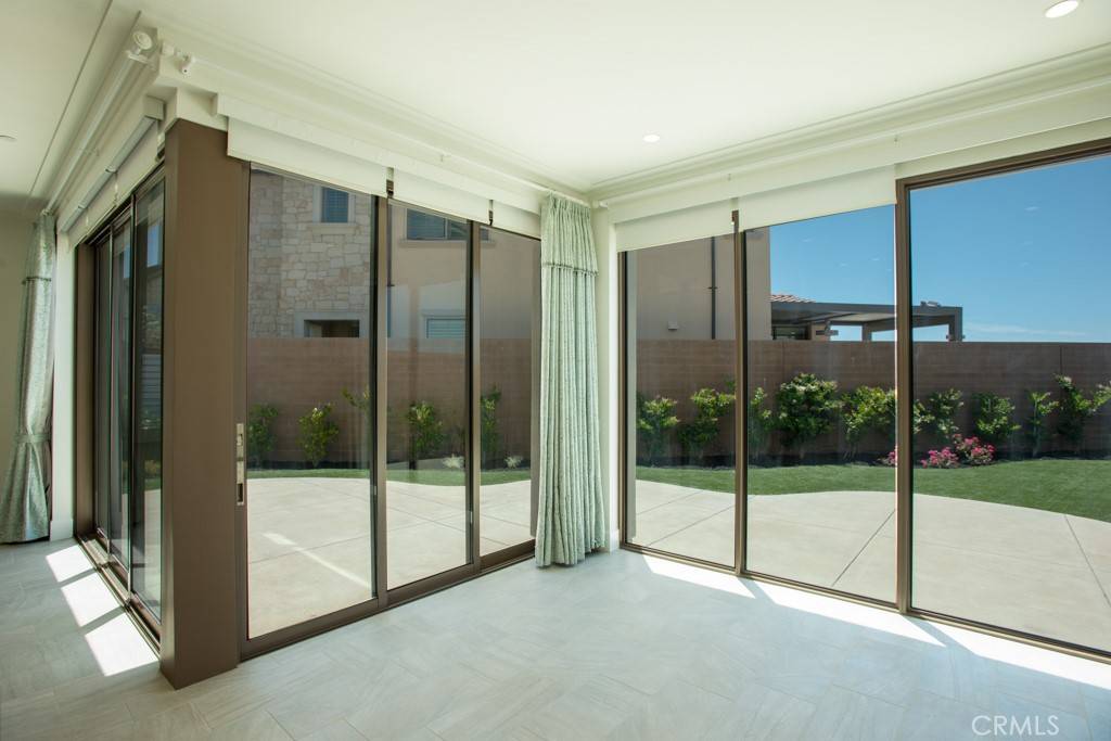 Irvine, CA 92602,156 Bellini