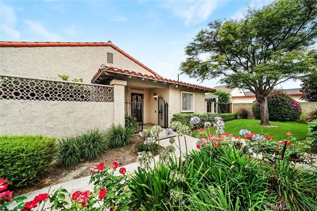 Fountain Valley, CA 92708,10706 Camino Real