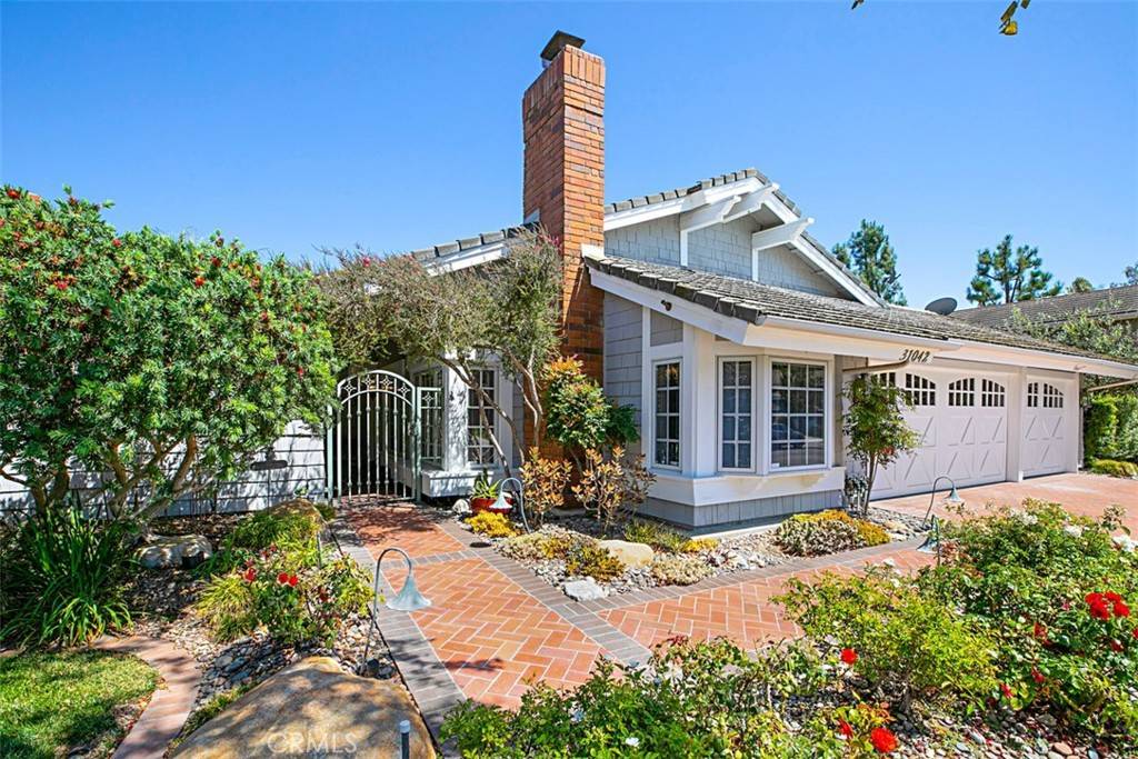 San Juan Capistrano, CA 92675,31042 Via Estenaga