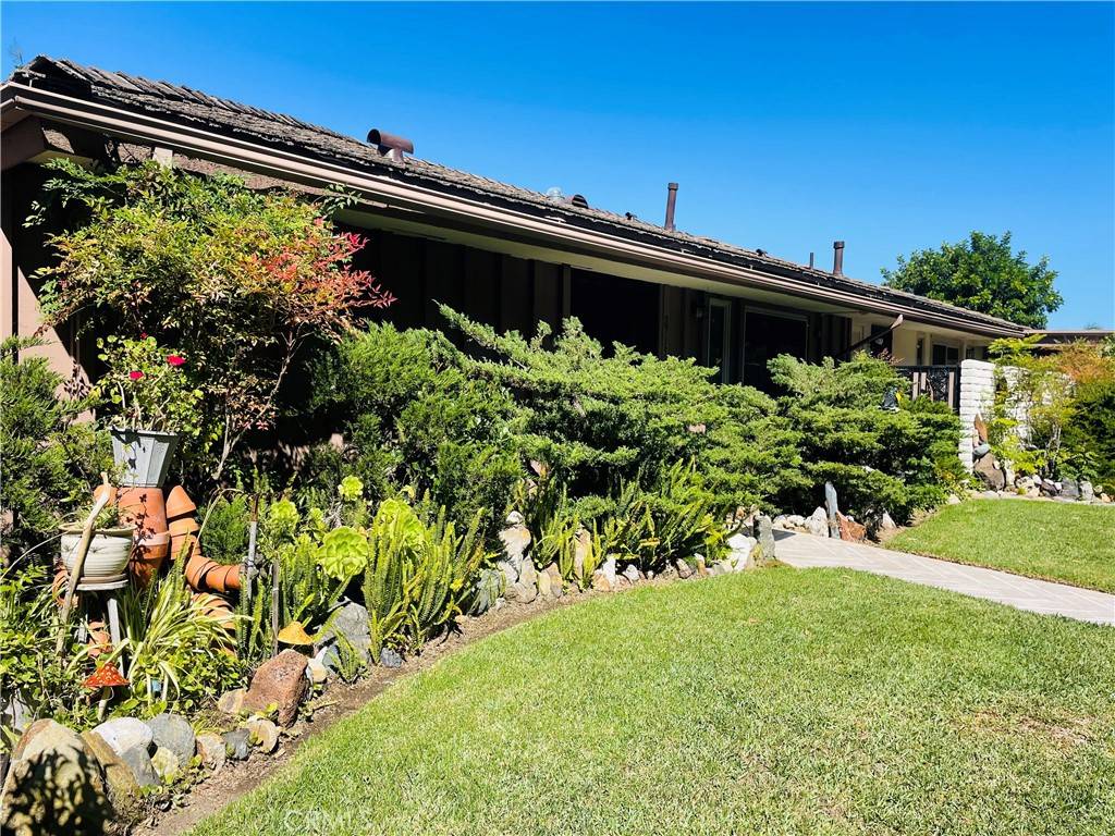 San Juan Capistrano, CA 92675,27151 Capote De Paseo #B