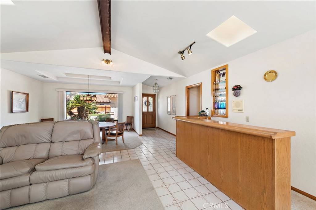 Fallbrook, CA 92028,856 La Strada DR