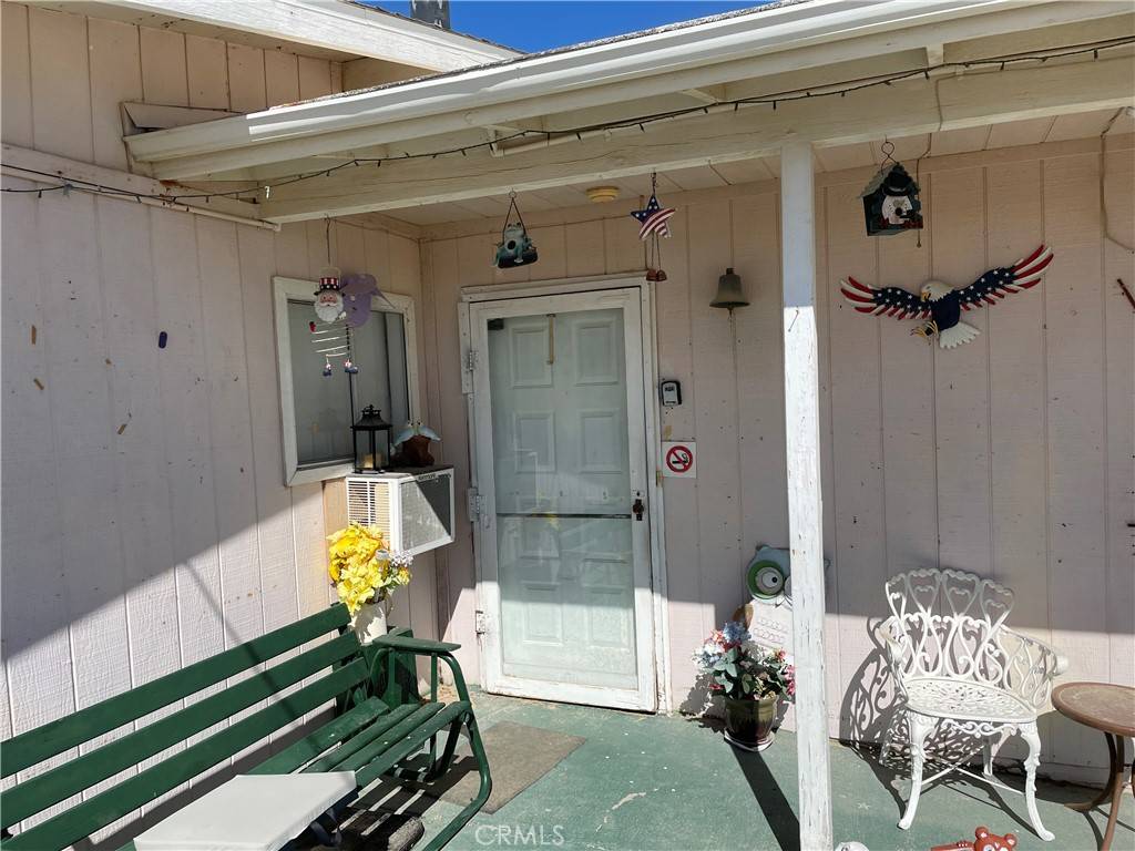 Joshua Tree, CA 92252,63726 La Brisa DR