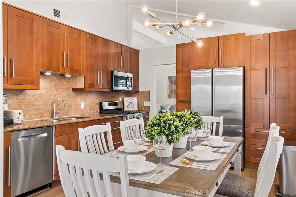 Mission Viejo, CA 92691,27546 Genil