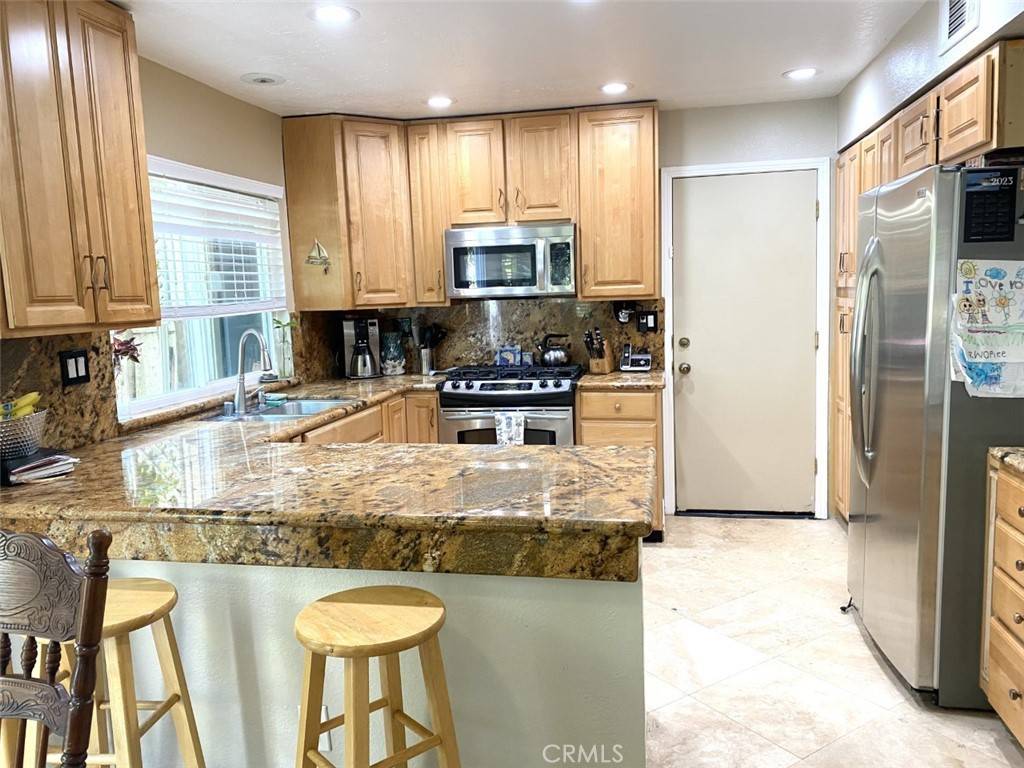 Aliso Viejo, CA 92656,10 White Pelican LN