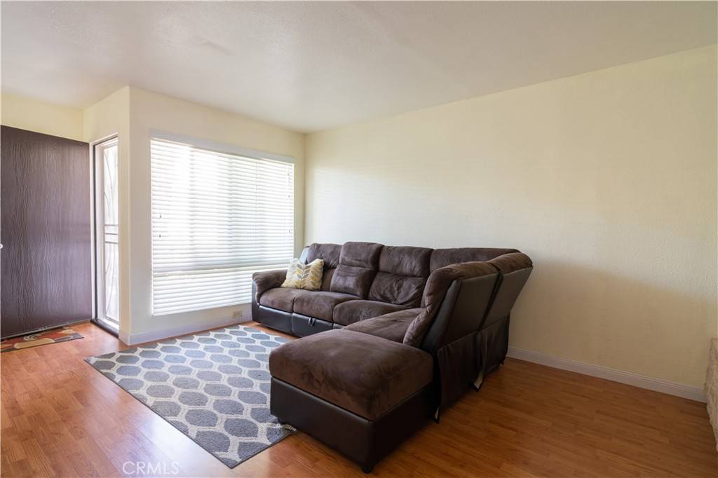 Stanton, CA 90680,10760 Knott AVE