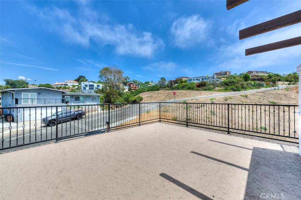 San Clemente, CA 92672,139 N La Esperanza