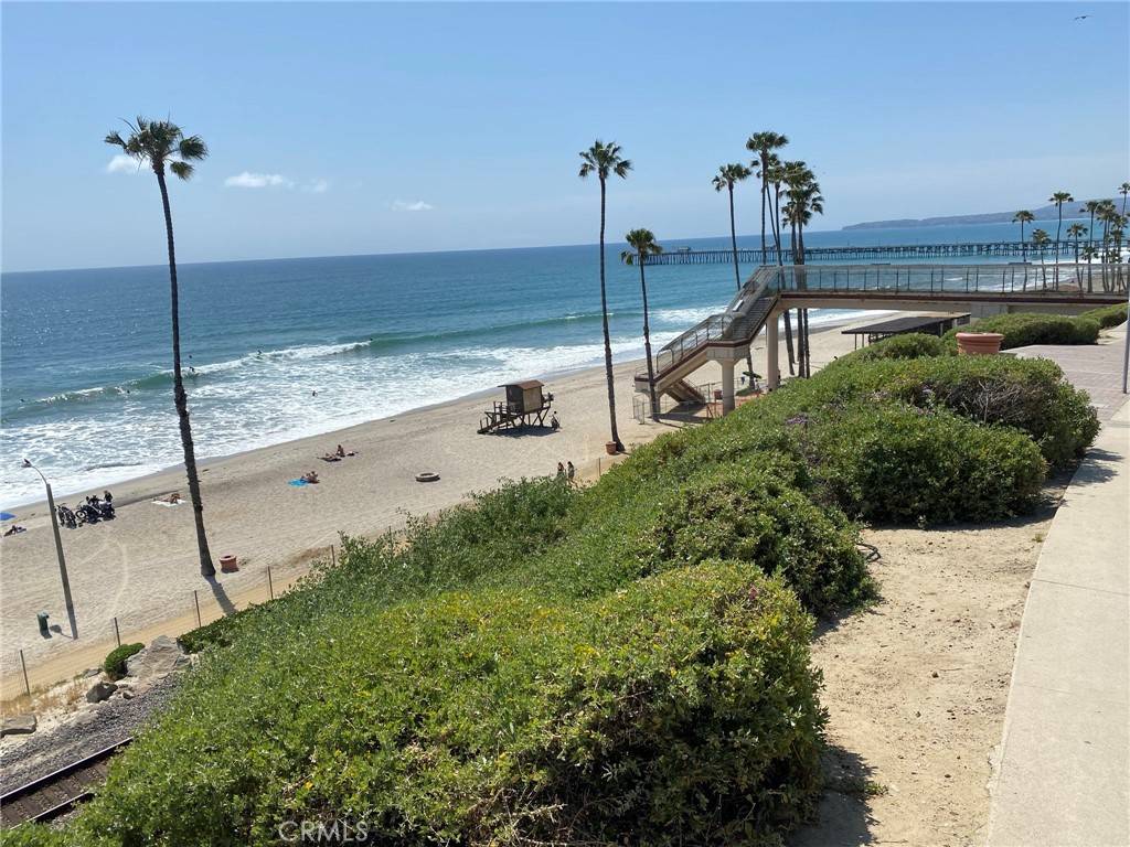 San Clemente, CA 92672,231 Avenida Princesa