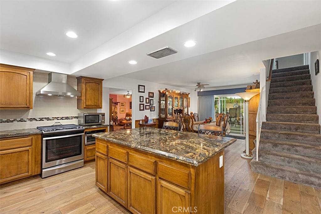 Tustin, CA 92780,13381 Epping WAY