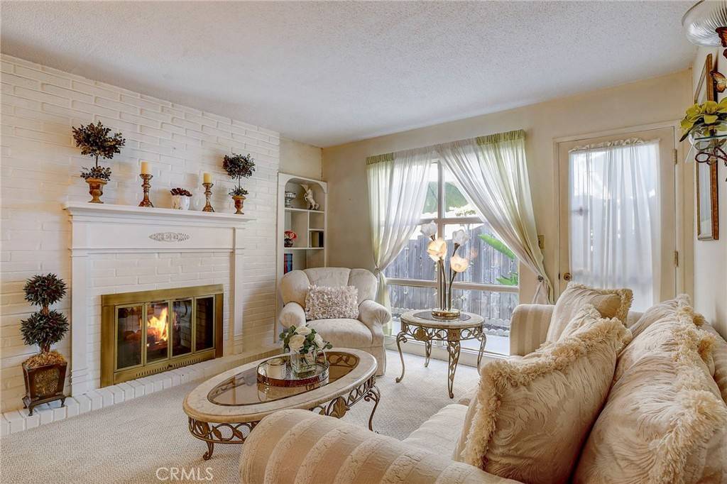 Buena Park, CA 90620,7807 Gardenia DR