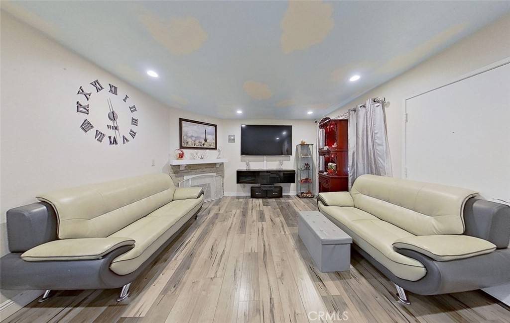 Stanton, CA 90680,8570 Chapman AVE #C