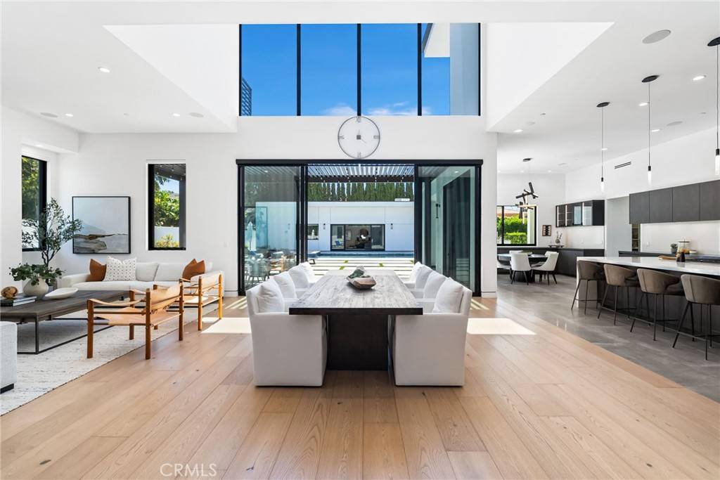 Villa Park, CA 92861,18852 Canyon Crest